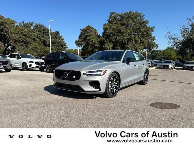 2025 Volvo V60 Plug-In Hybrid T8 Polestar Engineered