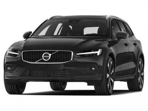 2024 Volvo V60 Cross Country B5 Plus